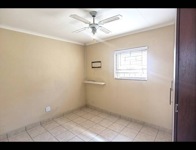 3 BEDROOM FREESTANDING FOR SALE IN KOSMOSDAL